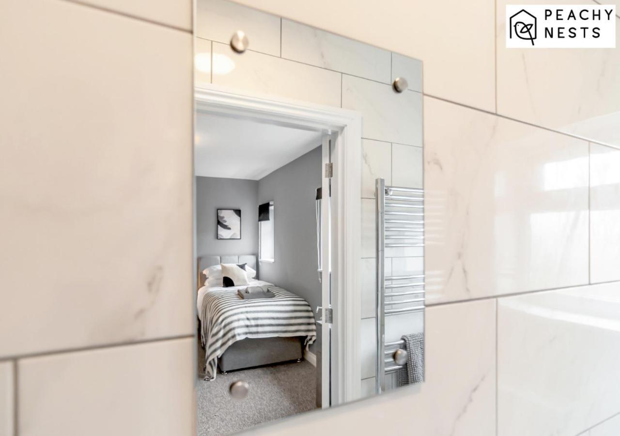 Apartment Stylish 2 Bed, 2 Bath With Free Parking