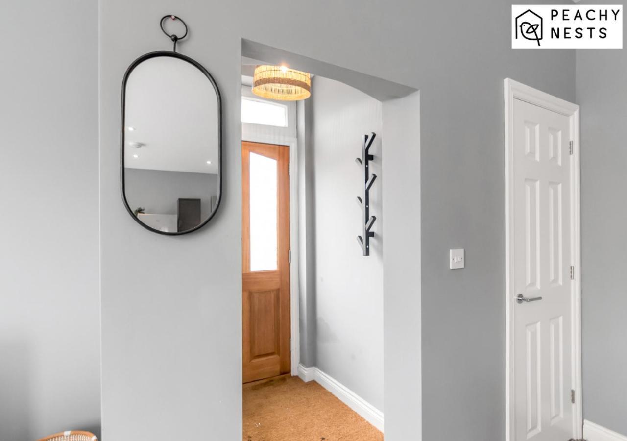 Stylish 2 Bed, 2 Bath With Free Parking Apartment Norwich